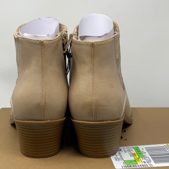 NWT Frye & Company Women’s Jude stacked heel booties, size 9.5M - Picture 7 of 12